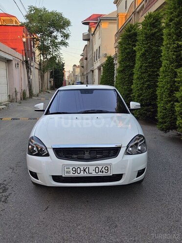 LADA (VAZ) Priora-1