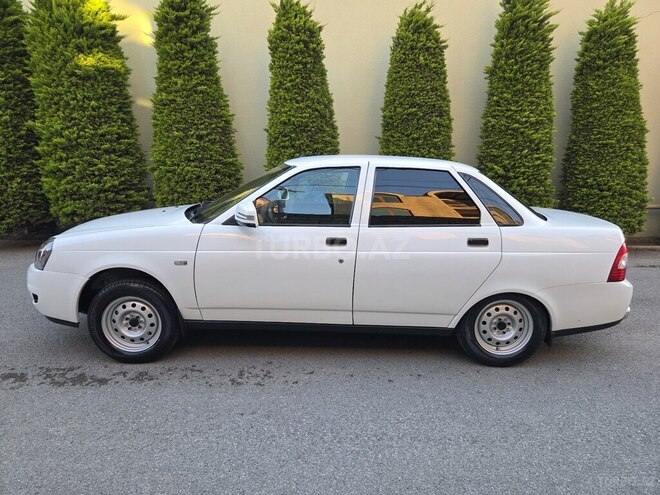 LADA (VAZ) Priora-6