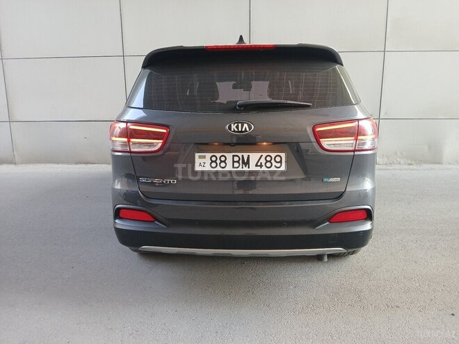 Kia Sorento-4