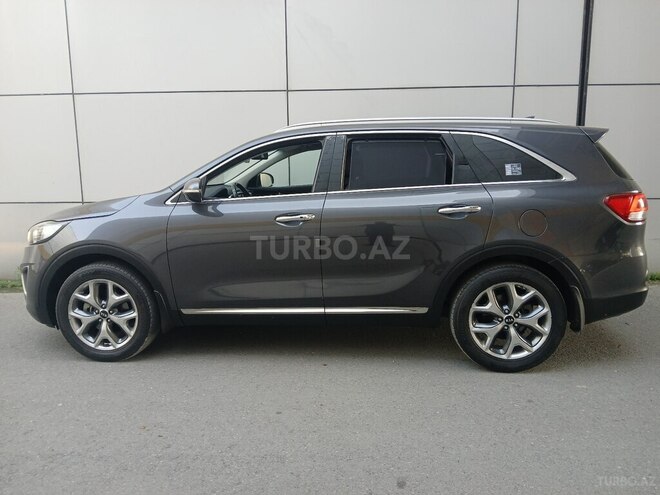 Kia Sorento-2