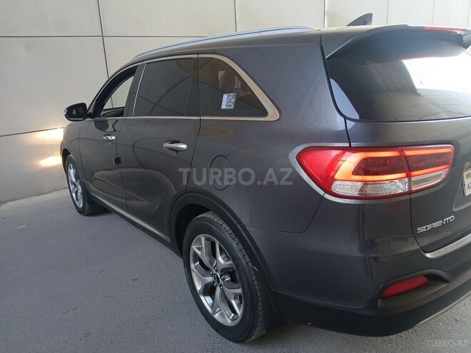 Kia Sorento-3