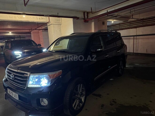 Toyota Land Cruiser-4