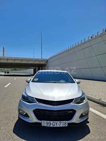 Chevrolet Cruze-1