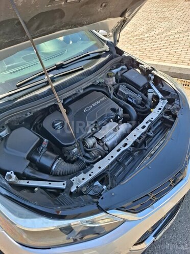 Chevrolet Cruze-10