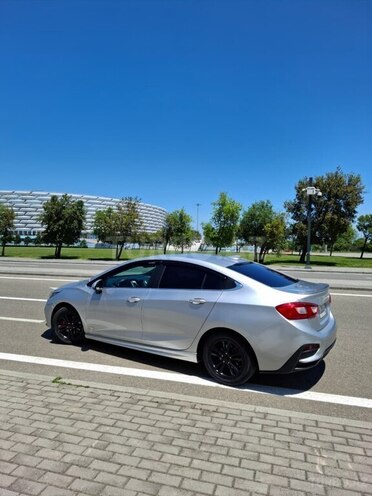 Chevrolet Cruze-6