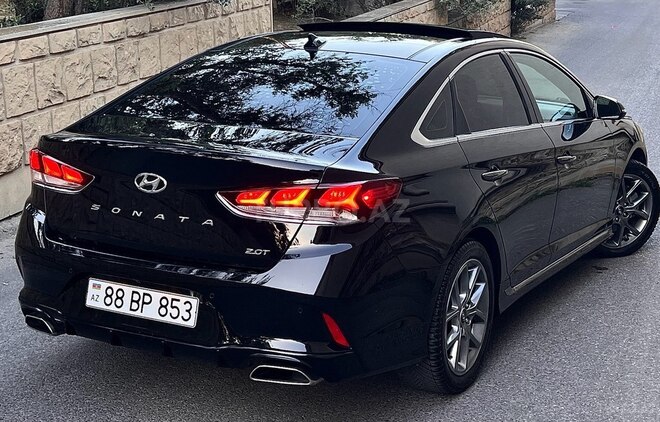 Hyundai Sonata-4