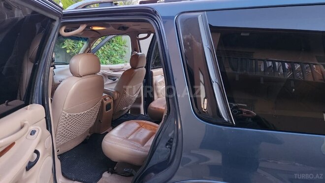 Lincoln Navigator-7