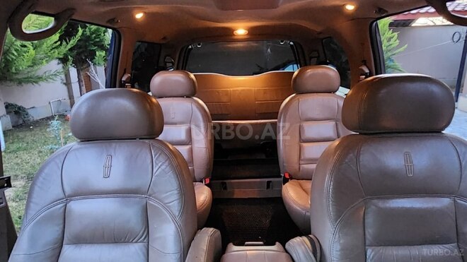 Lincoln Navigator-10