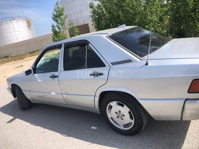 Mercedes 190-3