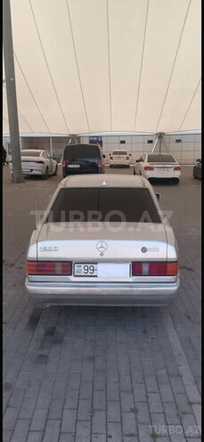 Mercedes 190-6