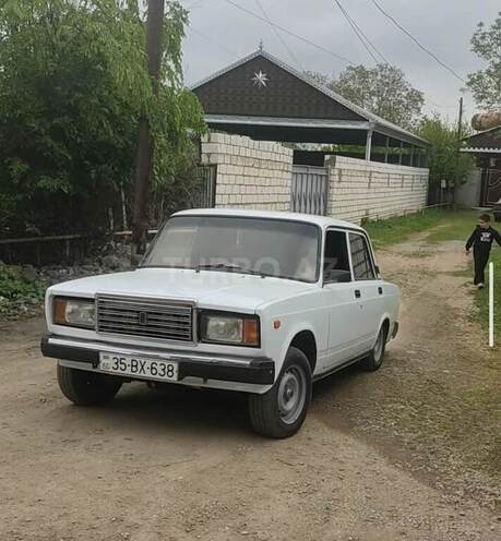 LADA (VAZ) 2107-1