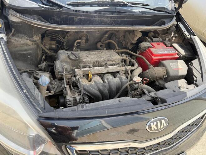 Kia Rio-9