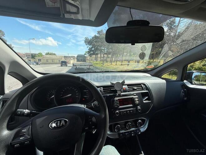 Kia Rio-4