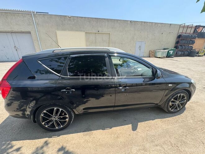 Kia Ceed SW-3
