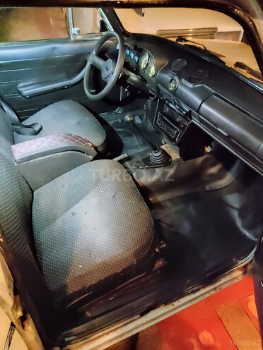 LADA (VAZ) 2106-17