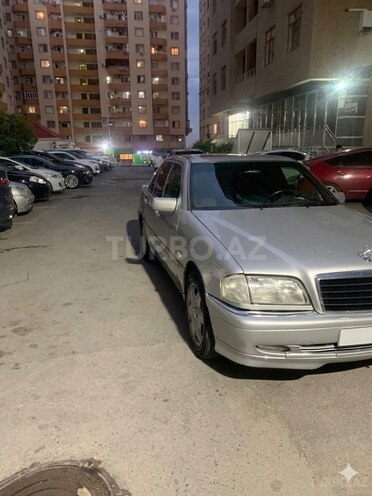 Mercedes C 180-2