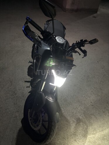 Yamaha FZ-S FI Deluxe-1