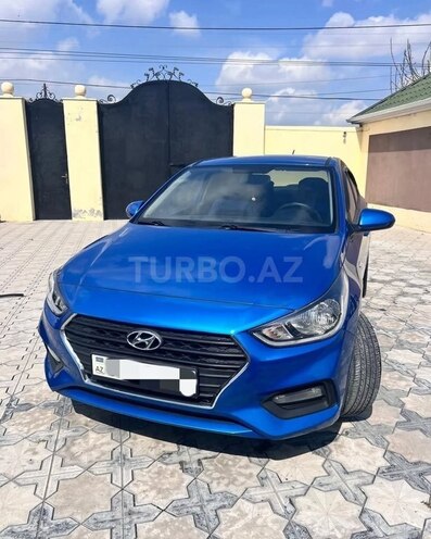 Hyundai Accent-7