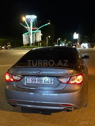 Hyundai Sonata-3