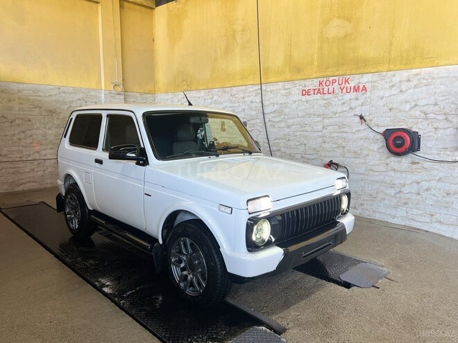 LADA (VAZ) Niva-10