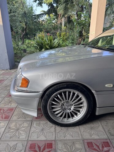 Mercedes C 240-15