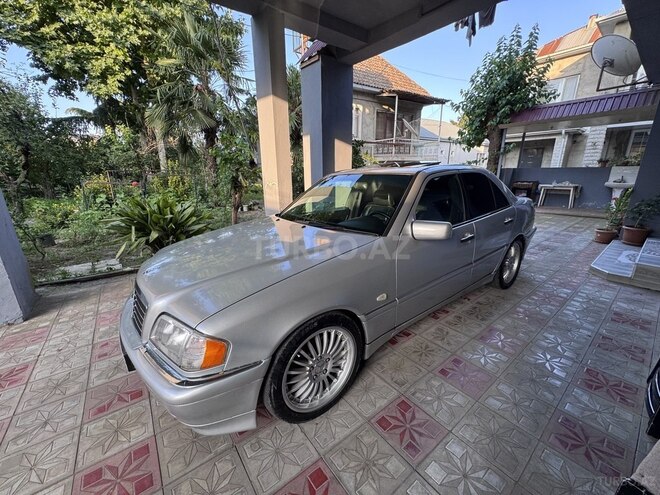 Mercedes C 240-14