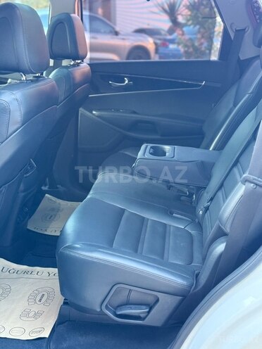 Kia Sorento-17