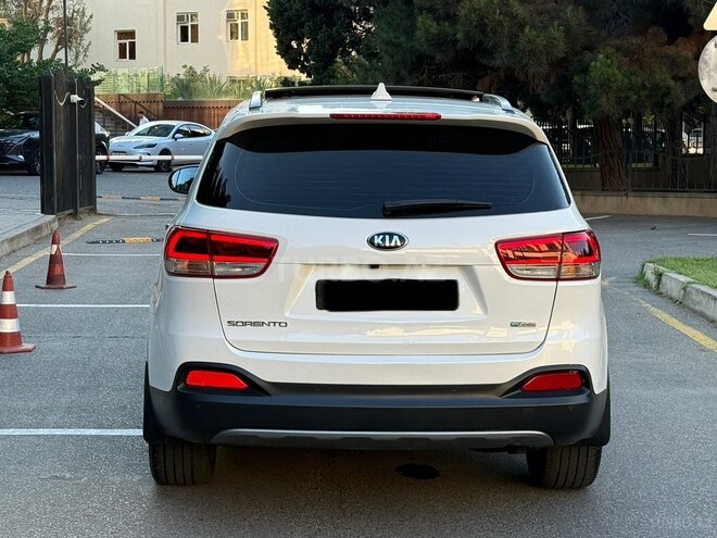 Kia Sorento-10