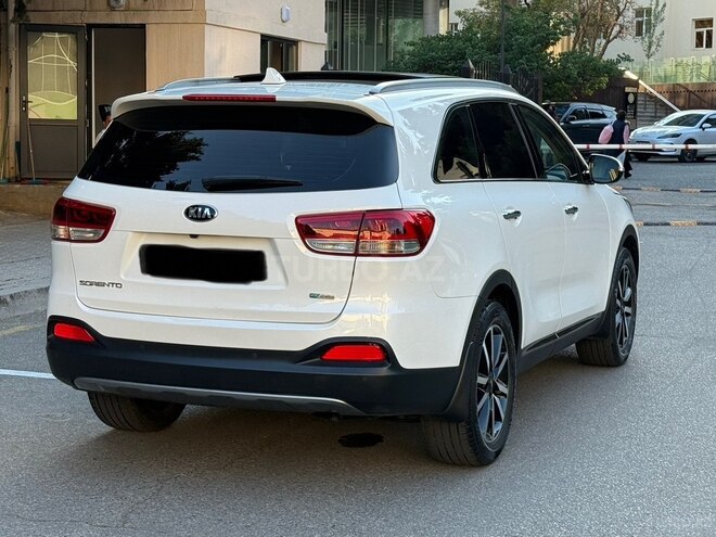 Kia Sorento-7