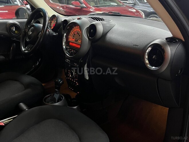 Mini Countryman-9