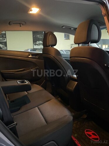 Hyundai Tucson-11