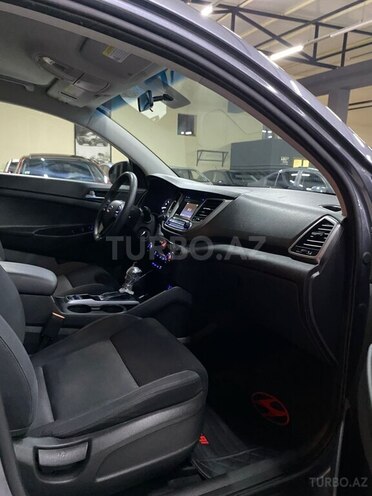 Hyundai Tucson-8