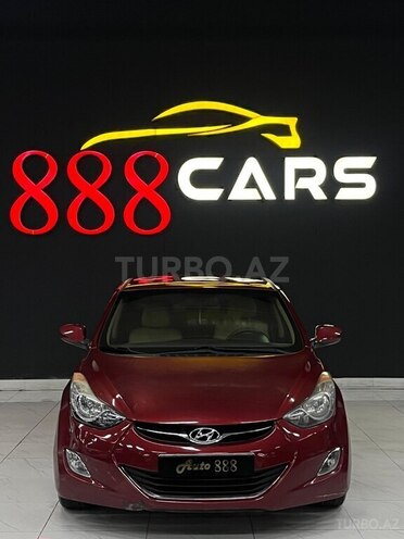 Hyundai Elantra-2