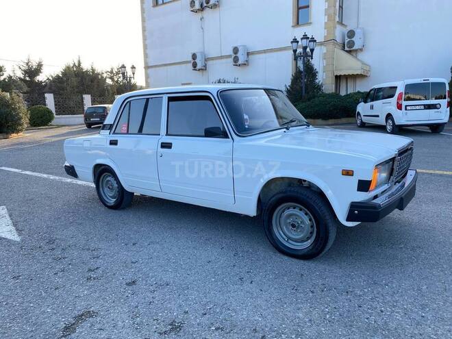 LADA (VAZ) 2107-10