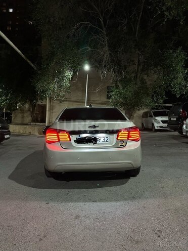 Chevrolet Cruze-6
