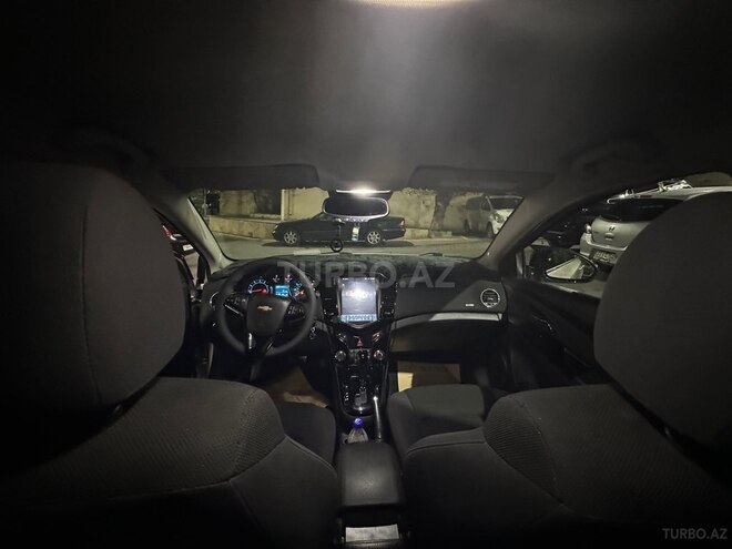 Chevrolet Cruze-8