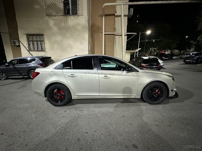 Chevrolet Cruze-5