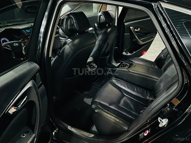 Hyundai Grandeur-8