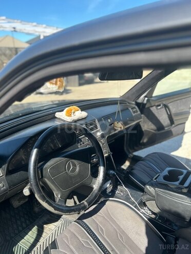 Mercedes C 180-11