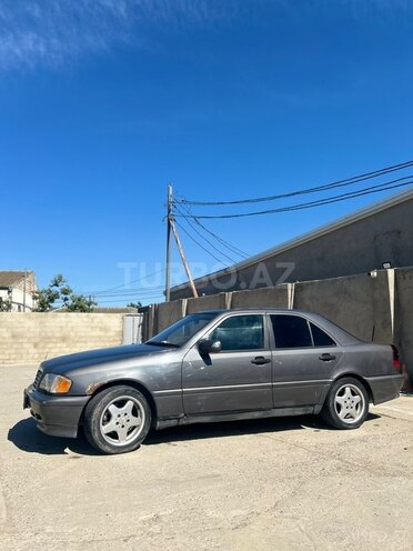 Mercedes C 180-3