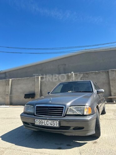Mercedes C 180-8