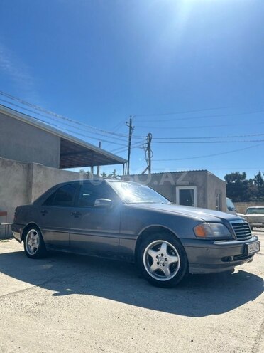 Mercedes C 180-9