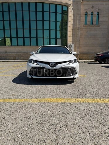 Toyota Camry-1