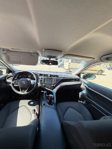Toyota Camry-3
