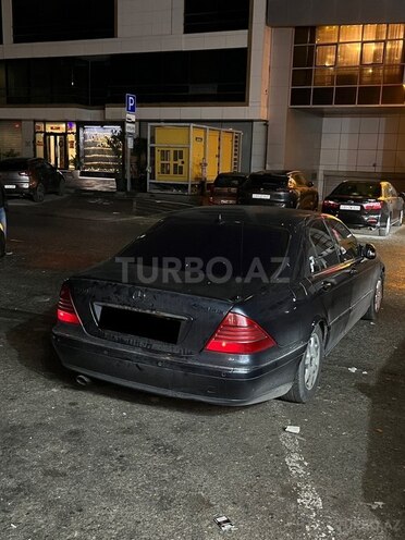 Mercedes S 320-13