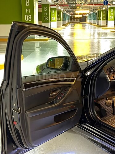 BMW 528-8