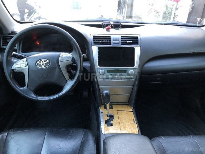 Toyota Camry-4