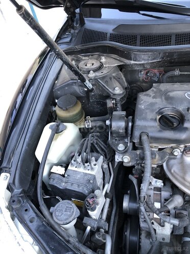 Toyota Camry-13