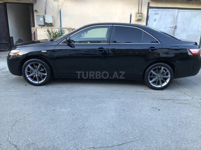 Toyota Camry-3