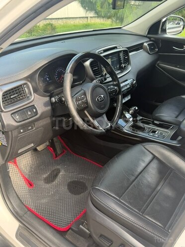 Kia Sorento-9